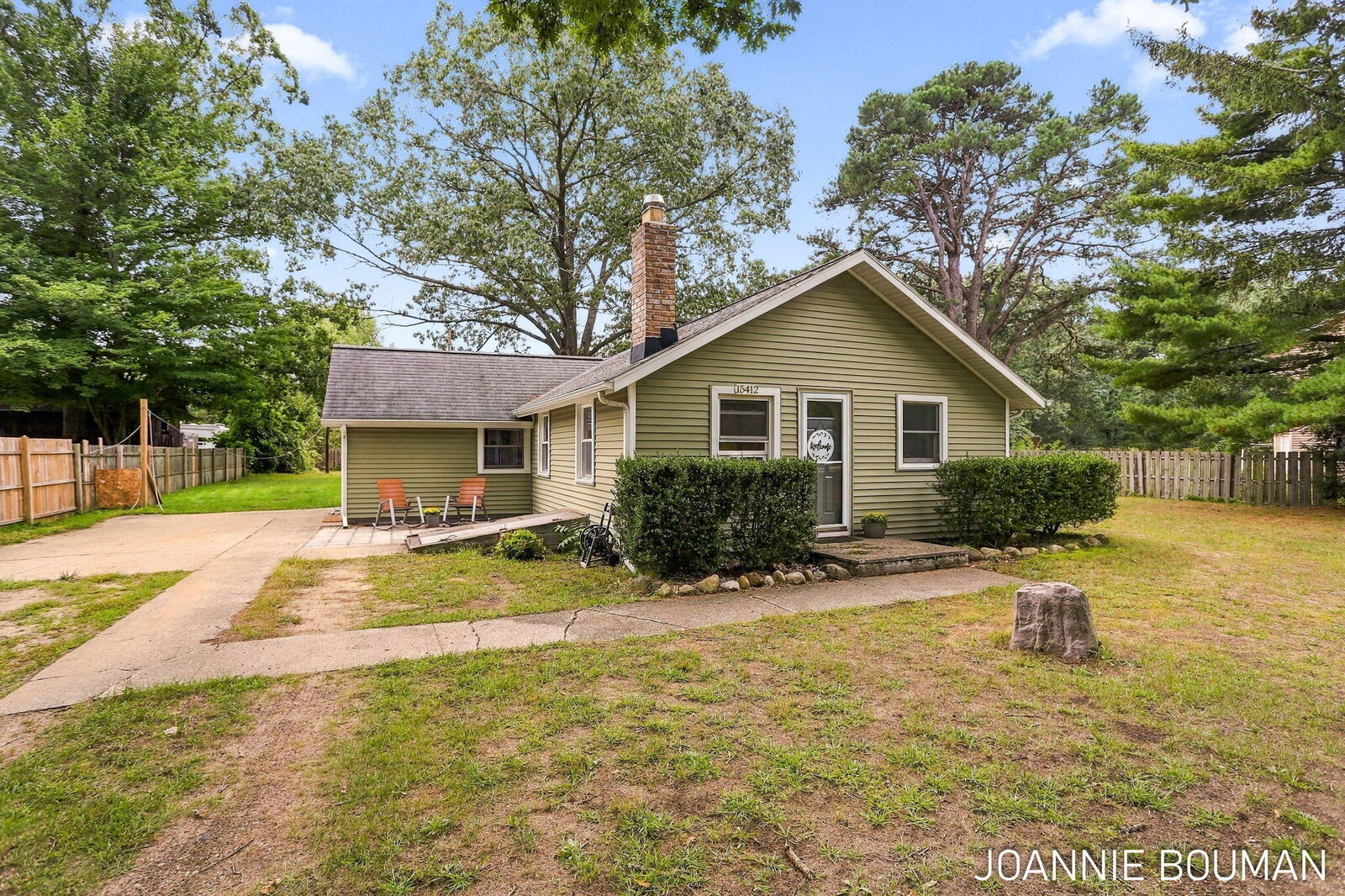 Property Photo: 15412 Groesbeck Street MI 49417