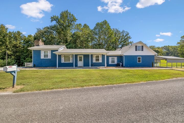 Property Photo: 473 Ponder Rd TN 37166