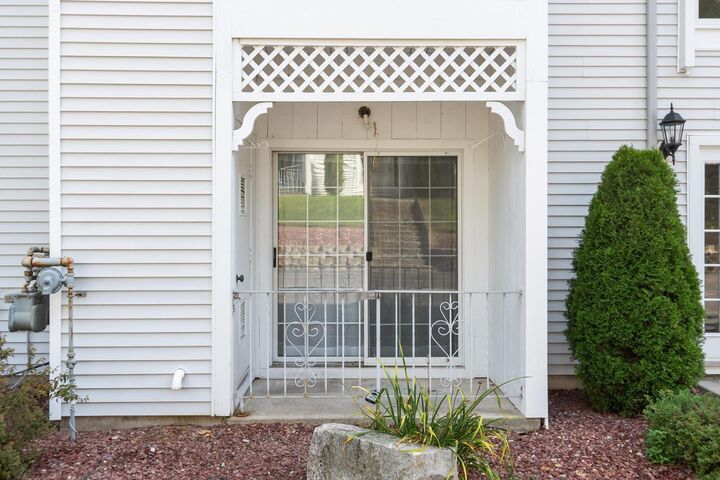 Property Photo: 28 James Street NH 03055-4970