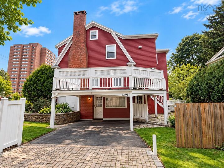 Property Photo: 5791 Harrington St NS B3H 2Y1