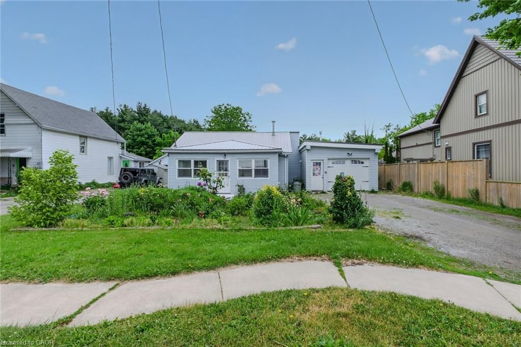 Property Photo:  140 Townline Street  ON N0E 1P0 