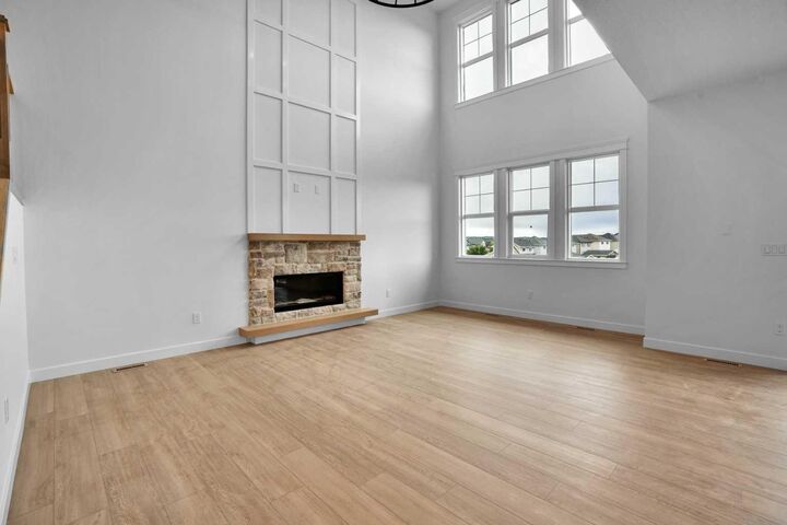 Property Photo: 29 Heritage Park AB T4C 3G9