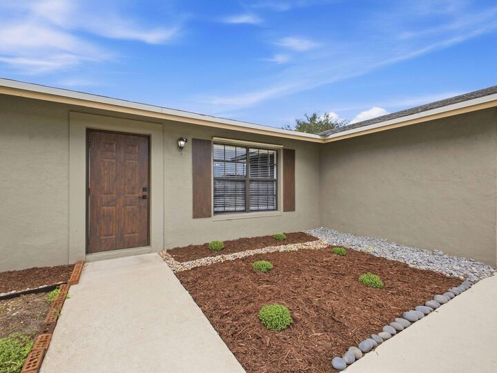 Property Photo:  234 La Mancha Avenue  FL 33411 