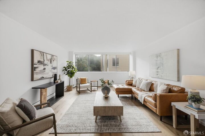Property Photo: 1835 Franklin Street 402 CA 94109