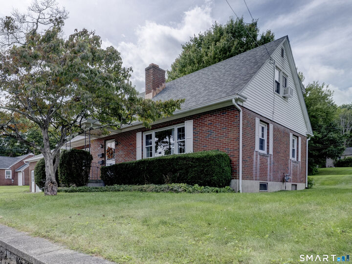 Property Photo: 222 Maplewood Avenue CT 06790
