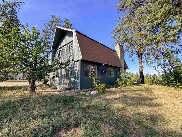 Property Photo: 2231 Blue Creek Locke Rd WA 99101