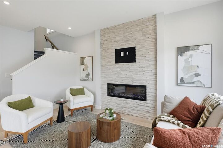 Photo de la propriété: 1206 Yuel Way SK S7W 1P2