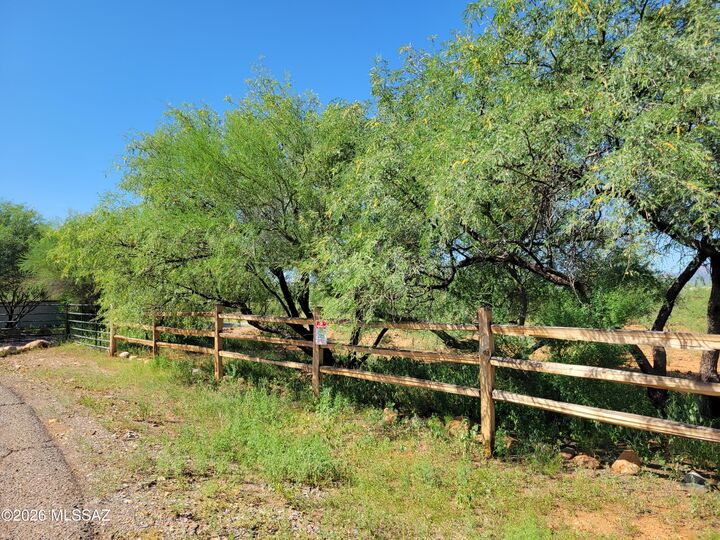 Property Photo: 1800 Go Court 19 AZ 85648