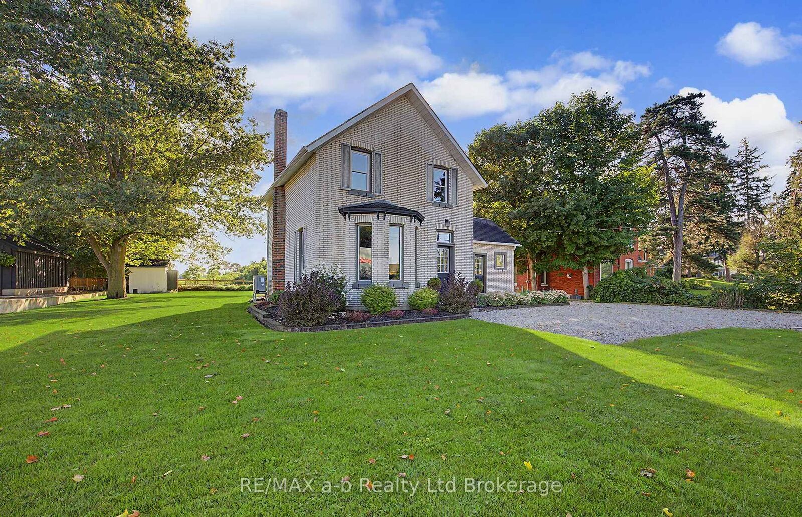 Property Photo:  641 Main Street N  ON N0J 1C0 