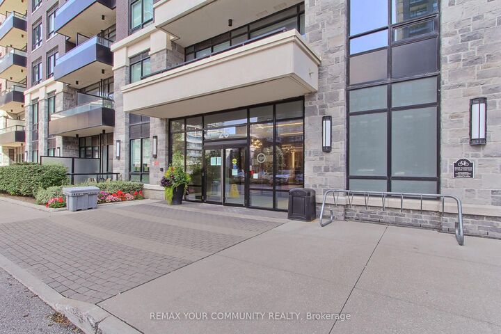 Property Photo:  25 Water Walk Drive 307  ON L6G 0G3 