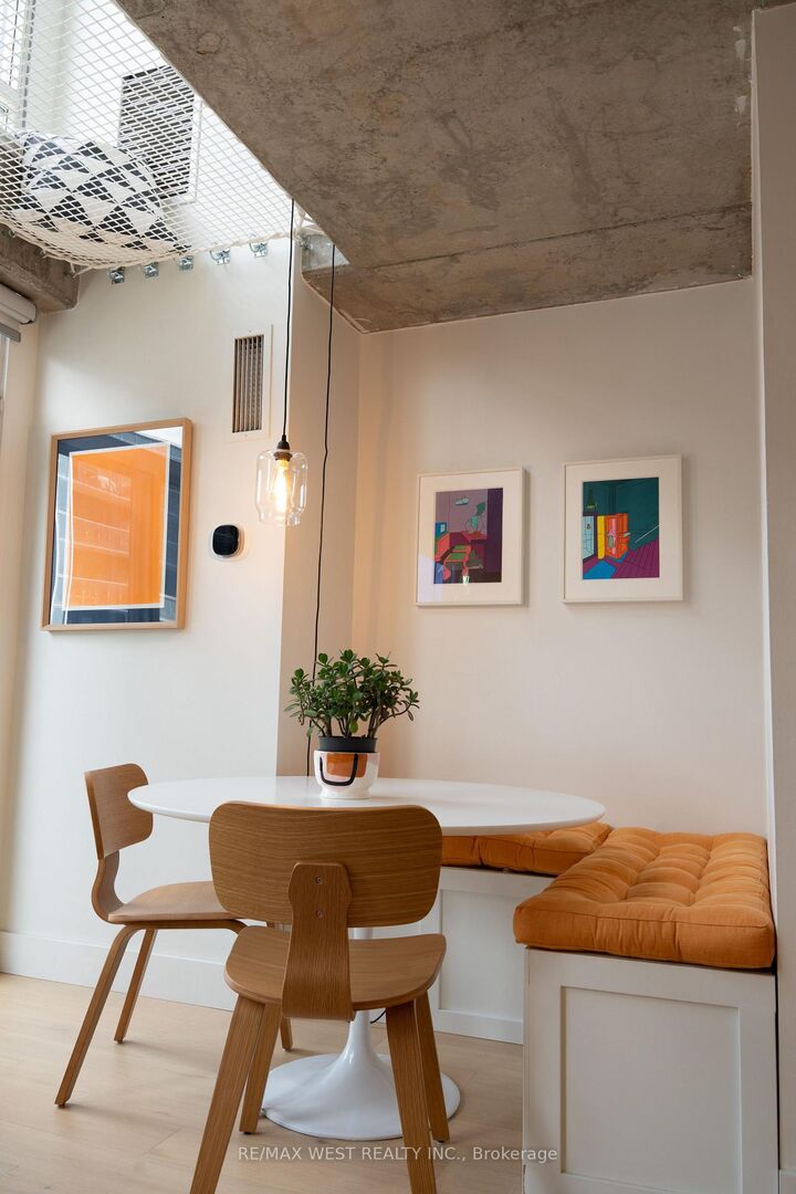 Property Photo:  1029 King Street W 820  ON M6K 3M9 