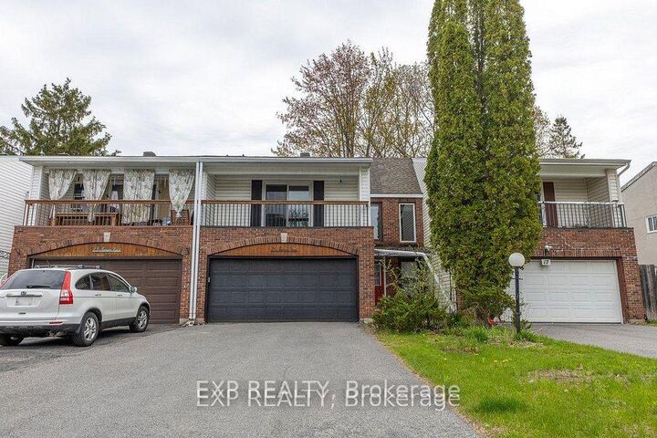 Property Photo:  15 Jansen Road  ON K2H 5W6 