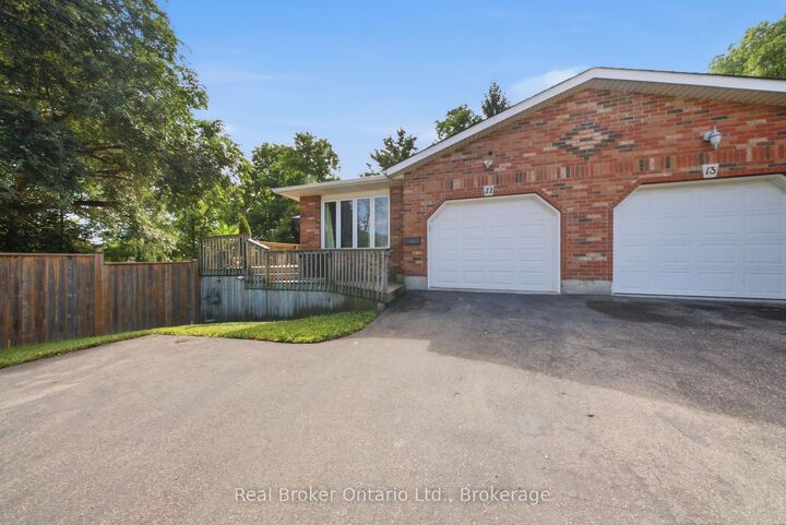 Property Photo:  11 Dundas Street W  ON N3L 1E9 