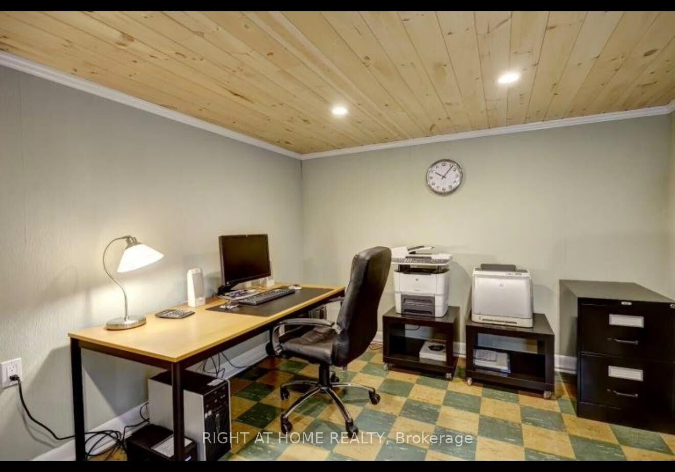 Property Photo:  3 Bexhill Avenue Basement  ON M1L 3B3 