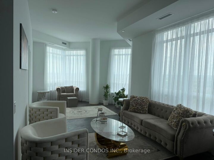 Property Photo:  8888 Yonge Street 1402  ON L4C 6Z1 