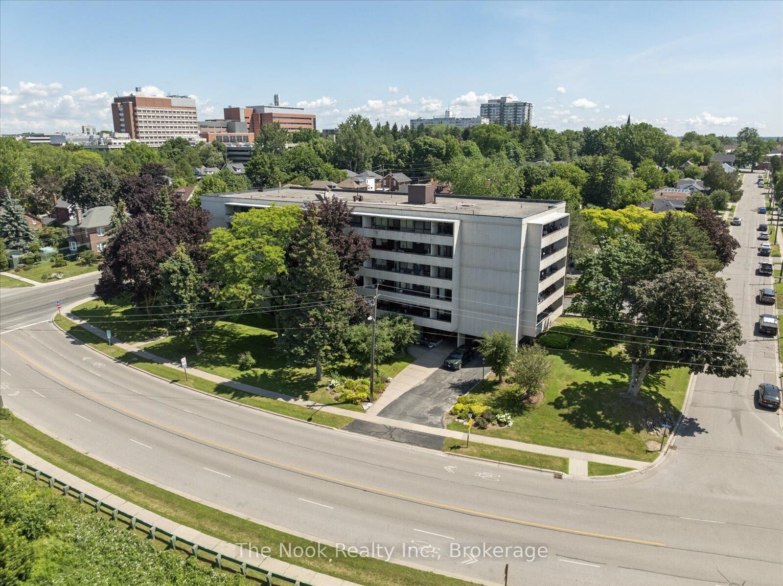 Property Photo:  120 Elgin Street W 304  ON L1G 1S7 
