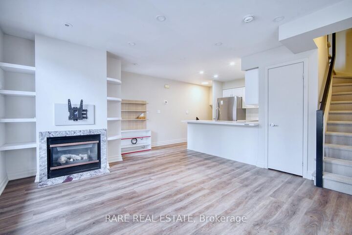 Property Photo:  415 Jarvis Street 314  ON M4Y 3C1 