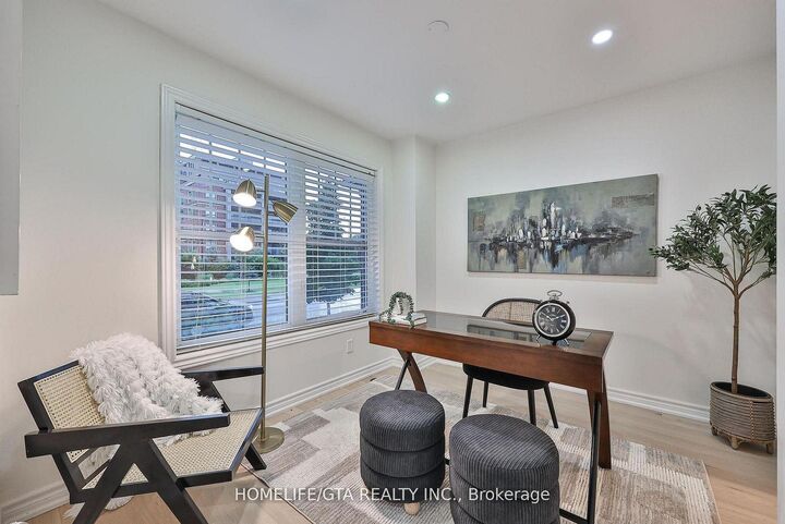 Property Photo:  52 Baker Hill Boulevard  ON L4A 8B7 