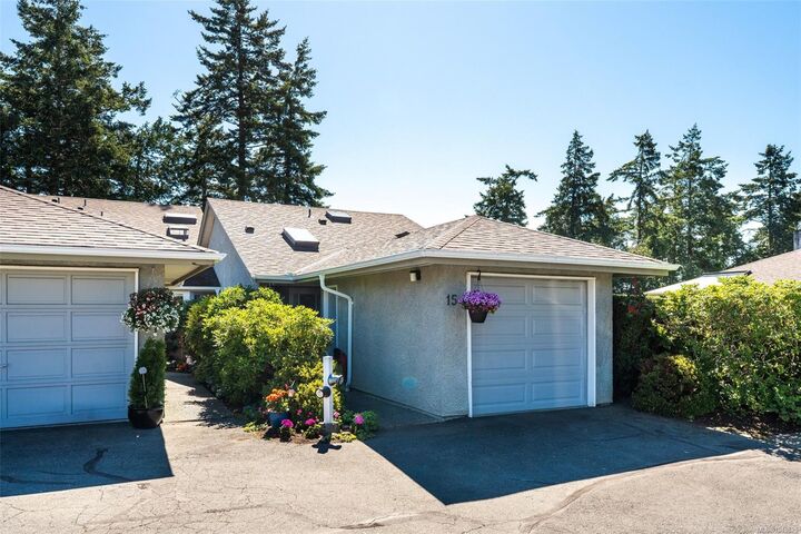 Property Photo: 2600 Ferguson Rd #15 BC V8M 2C1