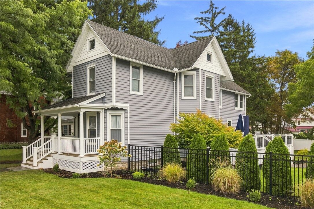 Property Photo:  63 Oak Street  NY 14456 