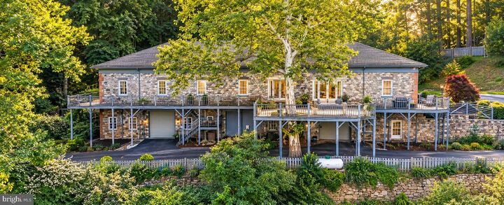 Property Photo:  99 Grandview Road  PA 19565 