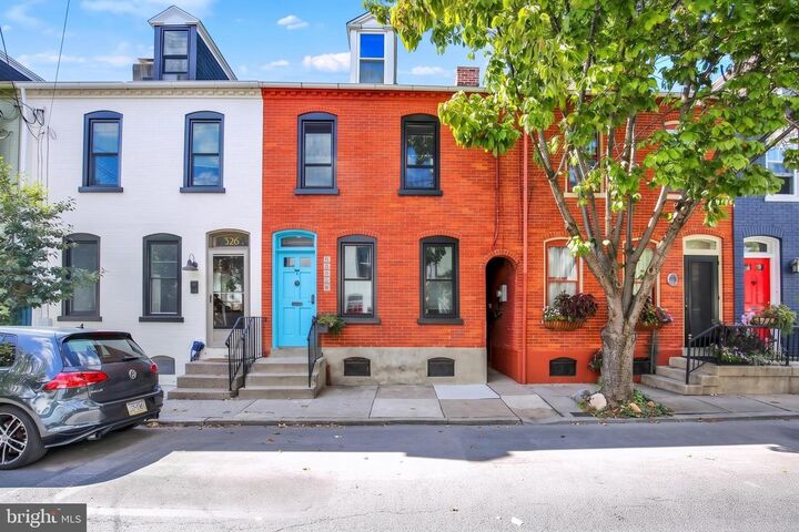 Property Photo:  328 Lancaster Avenue  PA 17603 