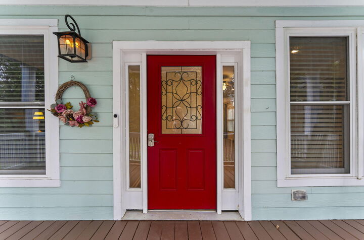Property Photo:  108 Lowndes Lane  SC 29483 