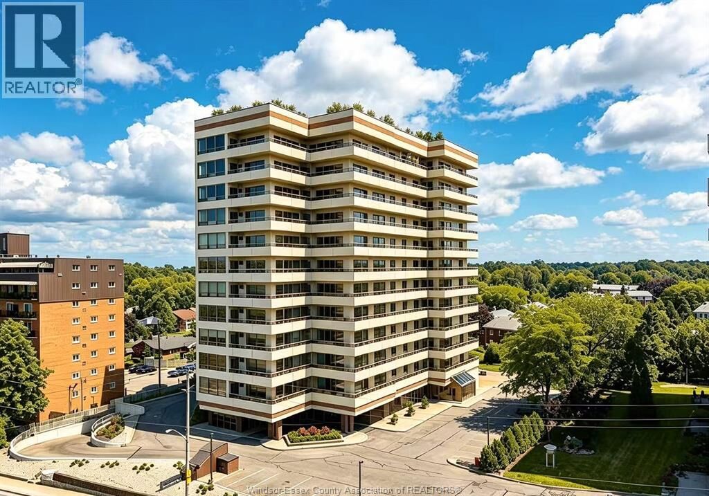 Property Photo:  5151 Riverside Drive East 304  ON N8S 4R5 