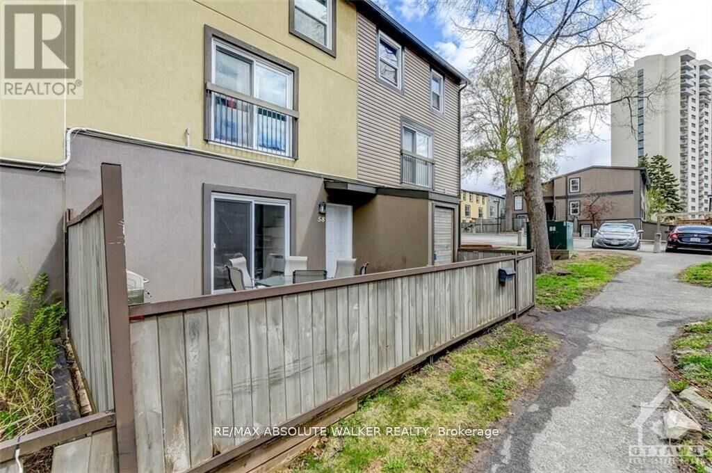 Property Photo:  1250 McWatters Road 58  ON K2C 3P5 