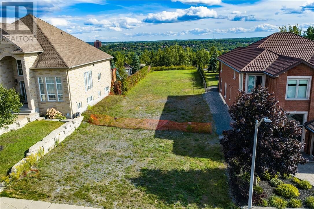 Property Photo:  695 Corsi Hill  ON P3E 0E4 