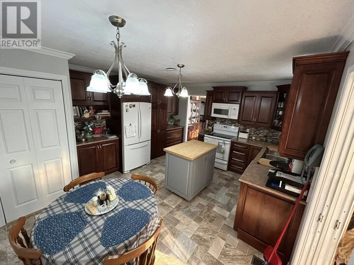 Property Photo:  6 Sunset Drive  NL A0M 1C0 