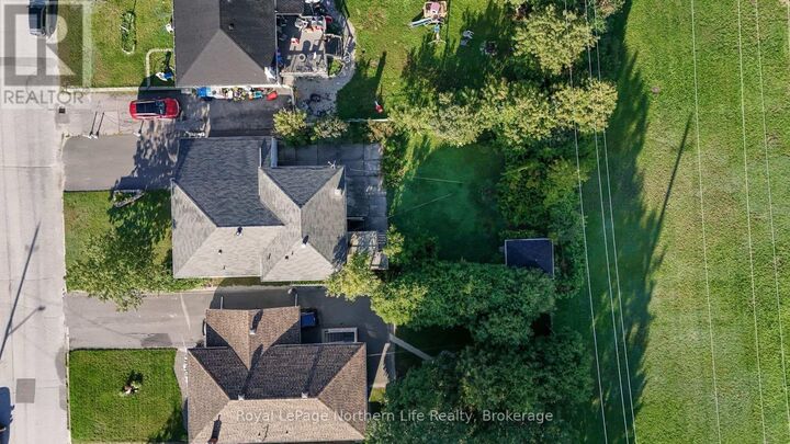 Property Photo:  2043 McKeown Avenue  ON P1B 7N8 