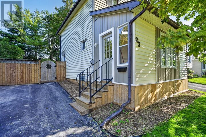 Property Photo:  23 Sophia Street  ON K6V 1V5 
