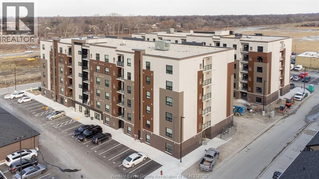 Property Photo:  716 Brownstone 105  ON N9K 0C3 