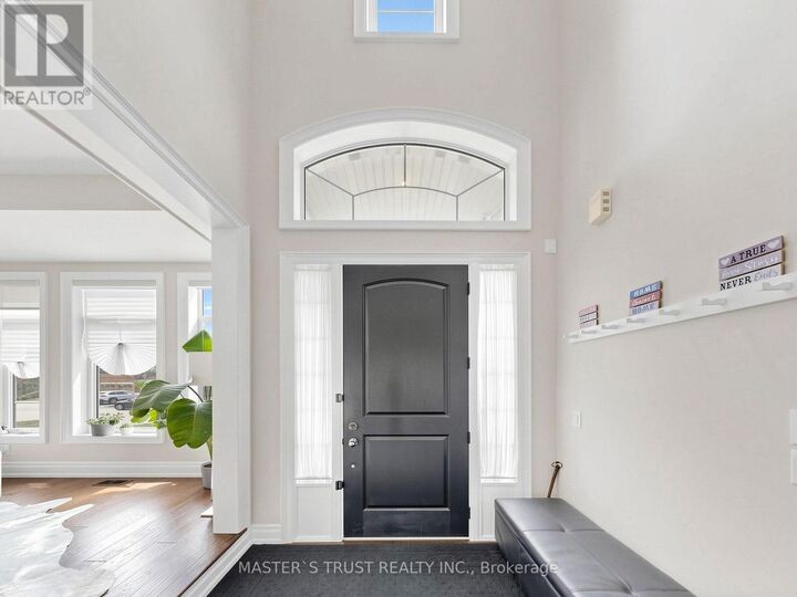 Property Photo:  61 Grange Drive  ON L4E 1E2 