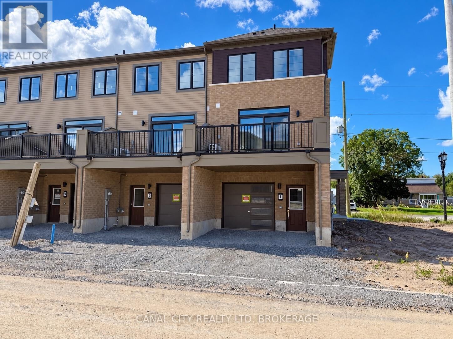Property Photo:  1 Vanderburg Lane  ON L2V 0R1 