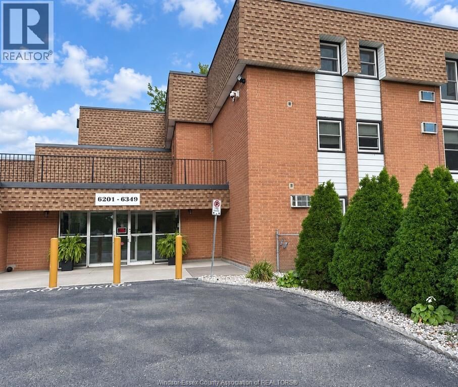 Property Photo: 6263 Thornberry Crescent ON N8T 3A3