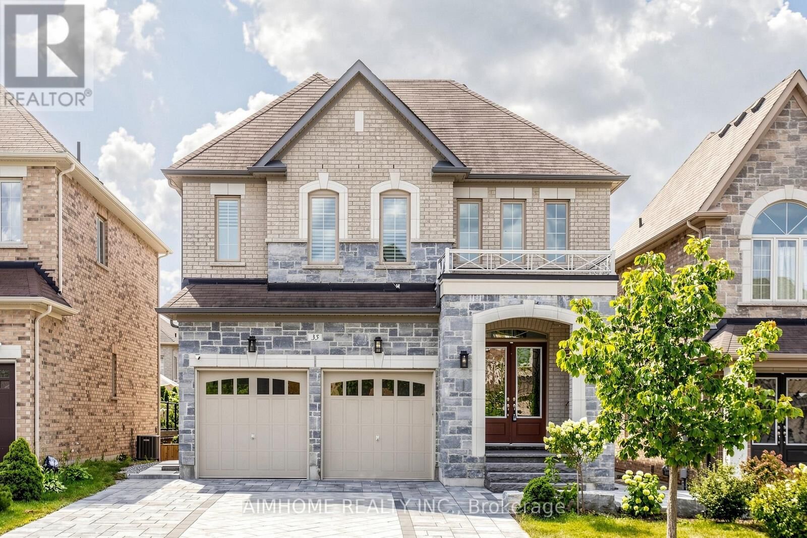 Property Photo:  35 Marbrook Street  ON L4C 0Y9 