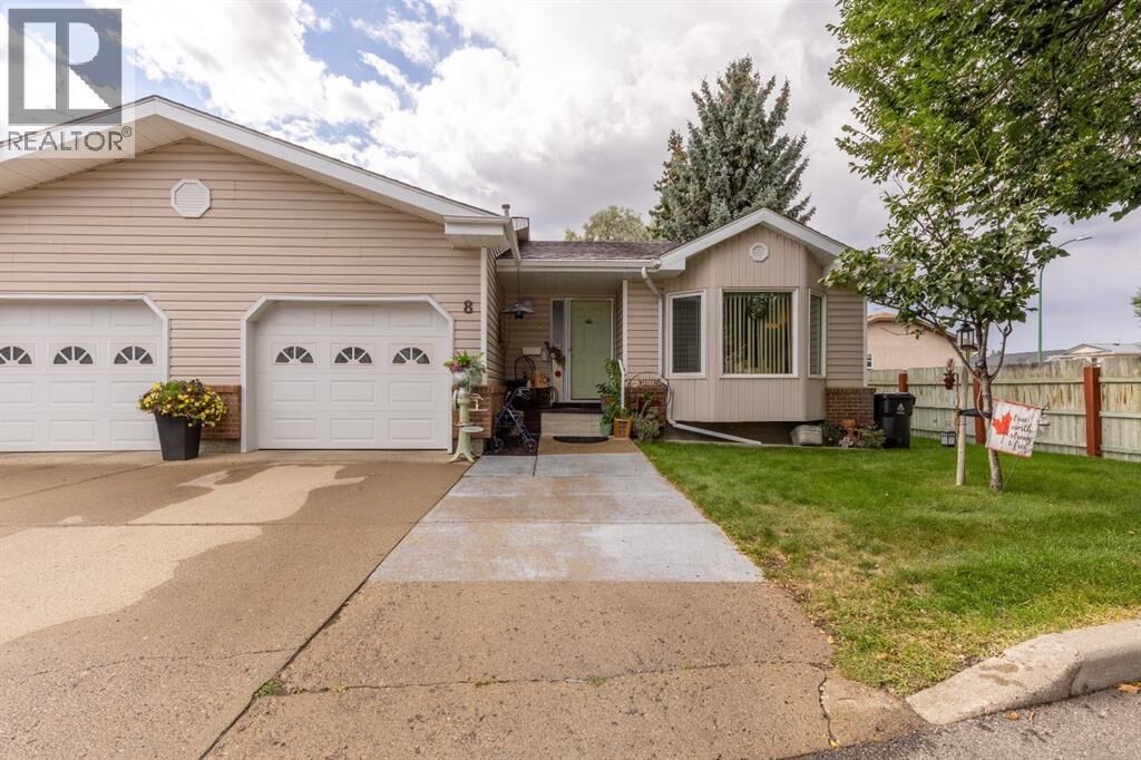 Property Photo: 135 Jerry Potts Boulevard West AB T1K 6H2