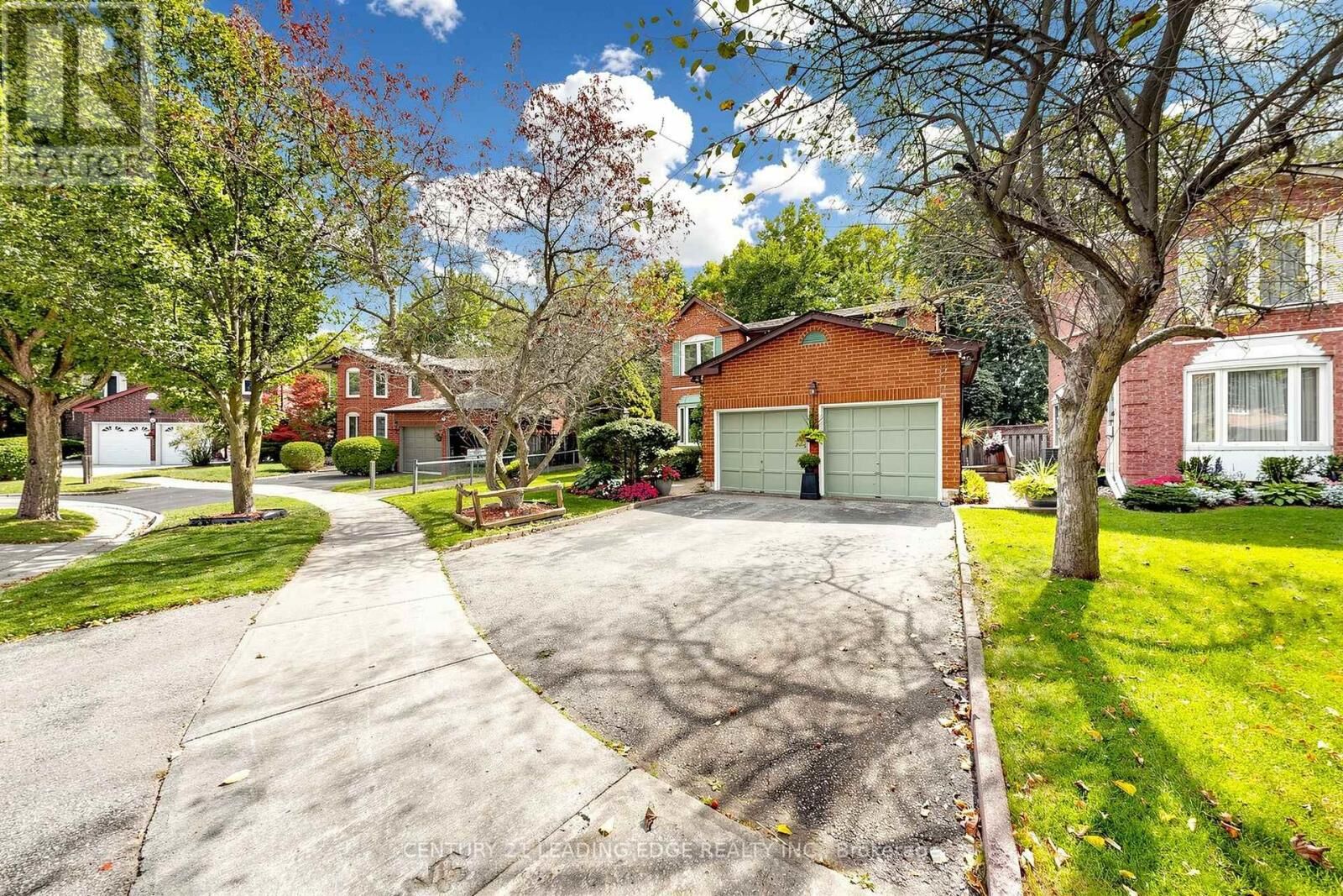 Property Photo: 76 Tilman Circle ON L3P 5V6