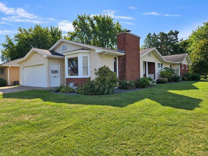 Property Photo:  601 S Maryknoll Avenue  WI 54449 