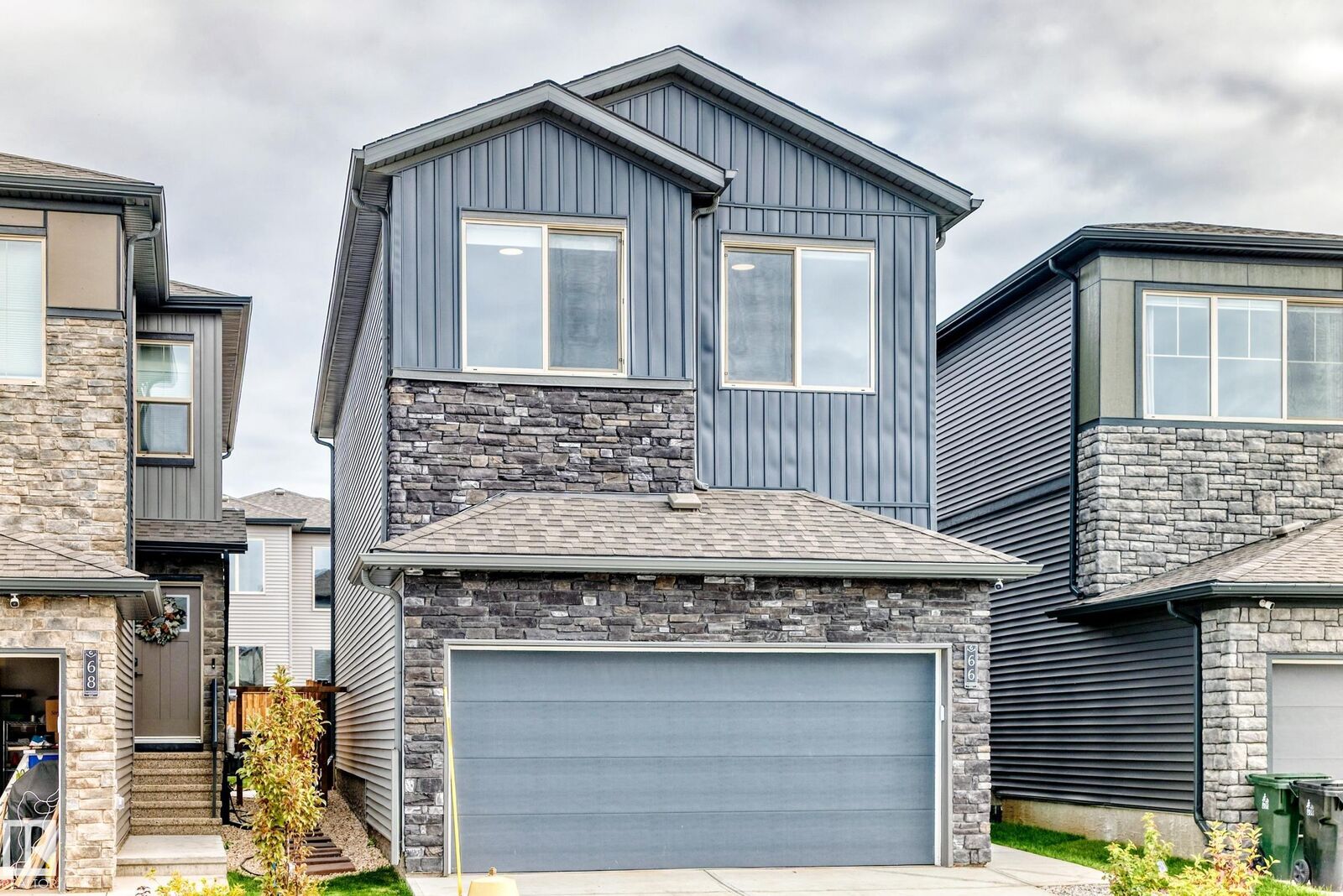 Property Photo:  66 Gladstone Bend  AB T7X 0Z6 