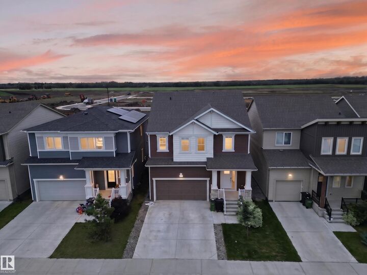 Property Photo:  20107 15 Avenue NW  AB T6M 1L6 