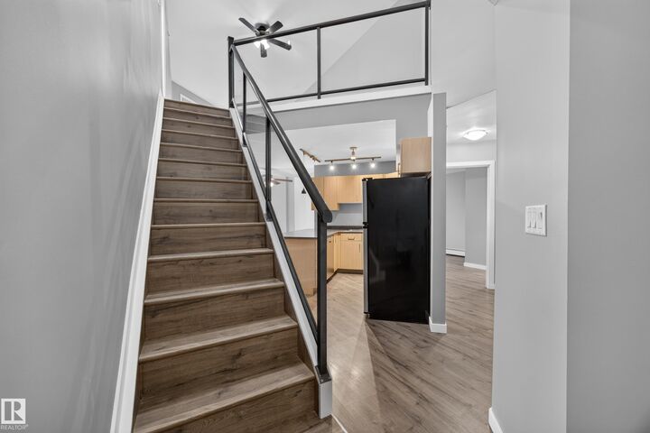 Property Photo:  10118 95 Street NW 405  AB T5H 4R6 