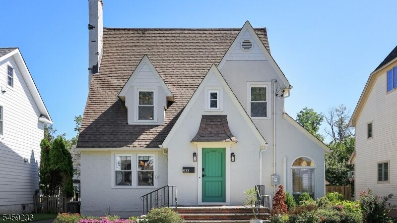 Property Photo:  533 Edgar Rd  NJ 07090 
