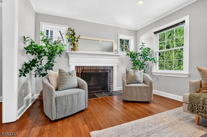 Property Photo:  856 Rahway Ave  NJ 07090 