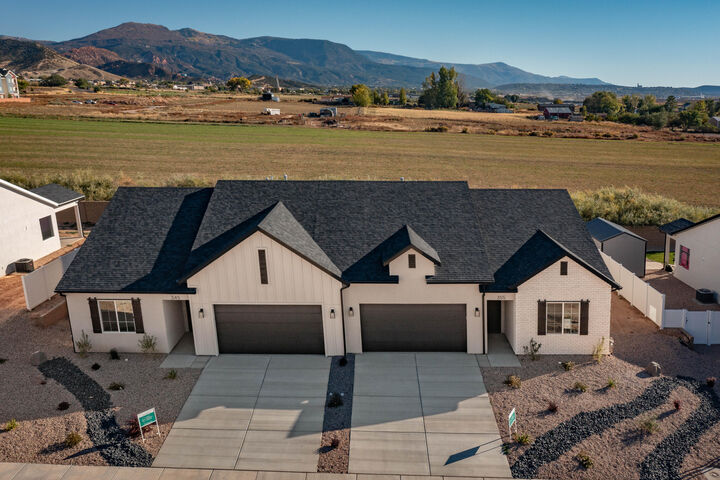 Property Photo:  355 W Rosie Lp  UT 84721 