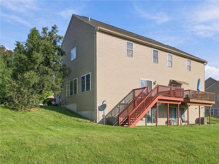 Property Photo:  8346 Scenic View Drive  PA 18031 