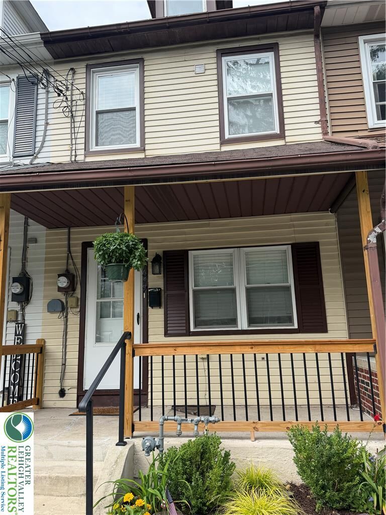 Property Photo: 649 Furnace Street PA 18049