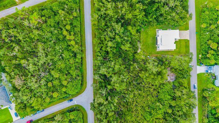Property Photo:  533 Dorman Street  FL 33953 